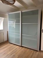 Nette kast met glazen schuifwanden, Huis en Inrichting, Ophalen, Met plank(en), Gebruikt, 200 cm of meer