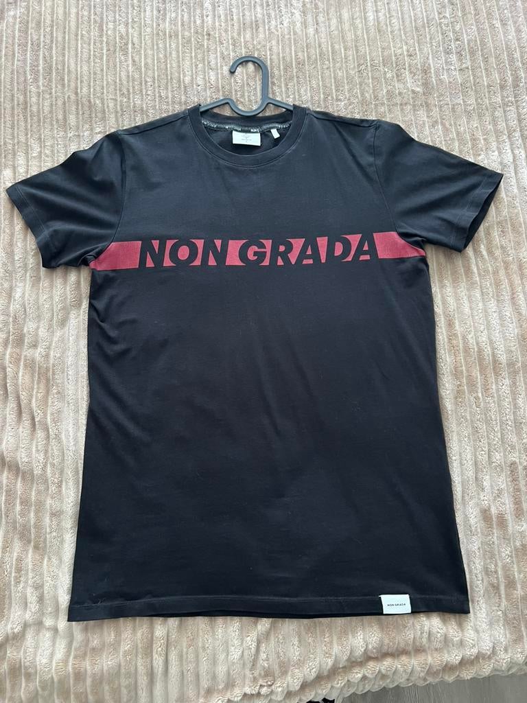 Non grada t shirt heren maat S, Kleding | Heren, Ophalen of Verzenden, Zo goed als nieuw