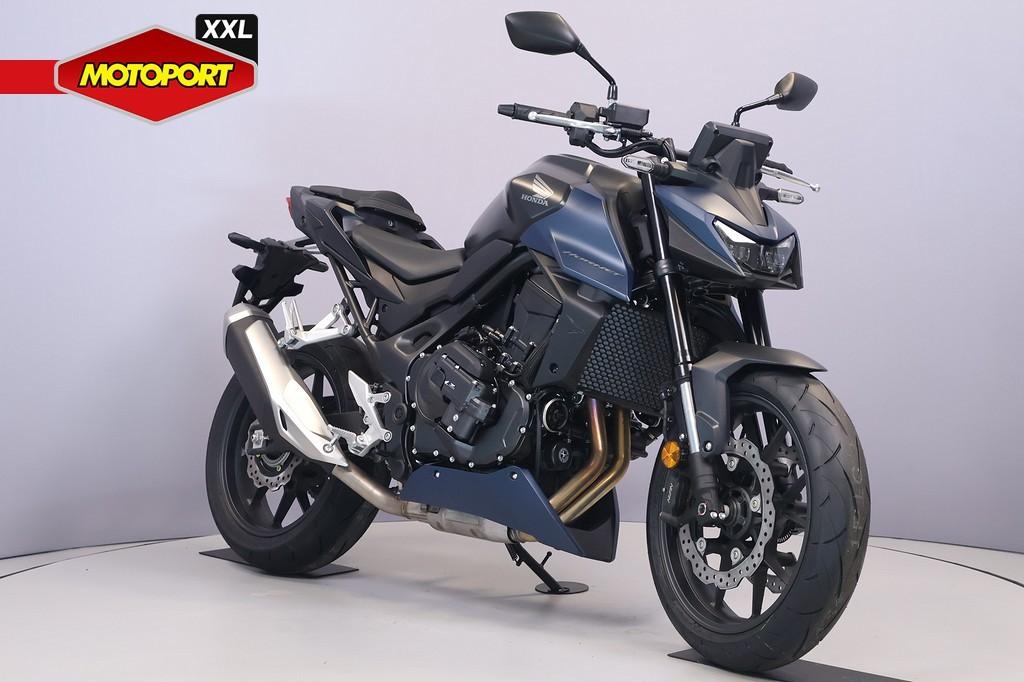 Honda CB 750 HORNET E-CLUTCH, Bedrijf, Naked bike