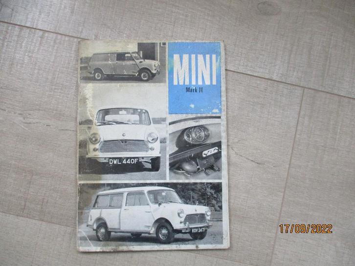 Austin Mini --- Instructieboekjes 1968 en 1974 . !!, Auto diversen, Handleidingen en Instructieboekjes, Ophalen of Verzenden