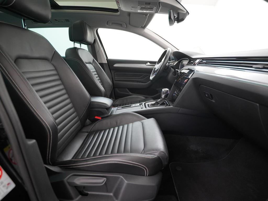 Volkswagen Passat Variant 1.4 TSI PHEV GTE | Leder | Panoram, Auto's, Volkswagen, 12 maanden, Gebruikt, Zwart, Hybride Elektrisch/Benzine