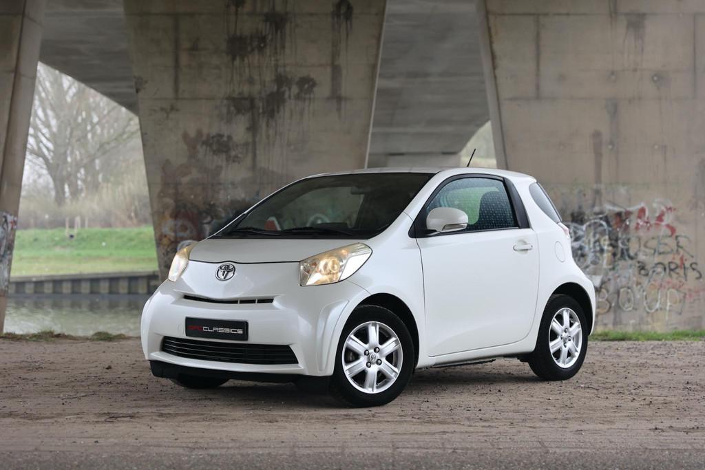 Toyota iQ 1.0 VVTi Comfort, Auto's, Toyota, Euro 5, Stof, Gebruikt, 4 stoelen