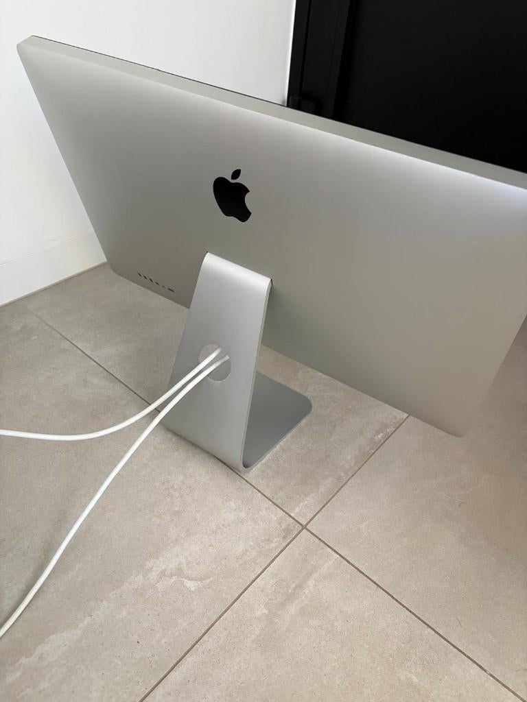 Apple Thunderbolt computerscherm / monitor (27 inch) + USB-C, Computers en Software, Monitoren, Ophalen, IPS, Quad HD (2K), Thunderbolt