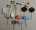 25) chocolade merken speldjes 14 X jaren '60, Ophalen of Verzenden, Gebruikt, Merk, Speldje of Pin