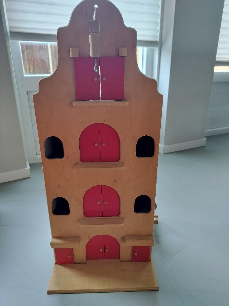 Houten pakhuis/poppenhuis, Kinderen en Baby's, Speelgoed | Houten speelgoed, Gebruikt, Meubelstuk of Keukentje, Ophalen