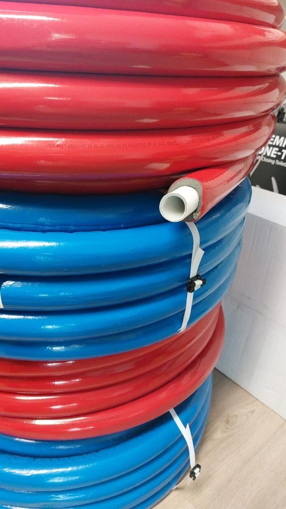 Meerlagenbuis 32 x 3 10mm isolatie 25 M €125,- /warmtepomp