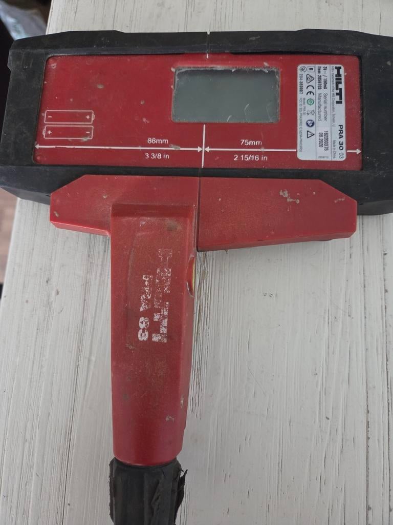 Hilti PRA 83 en Hilti PRA 30 Laserontvanger met houder, Ophalen of Verzenden, Multimeter