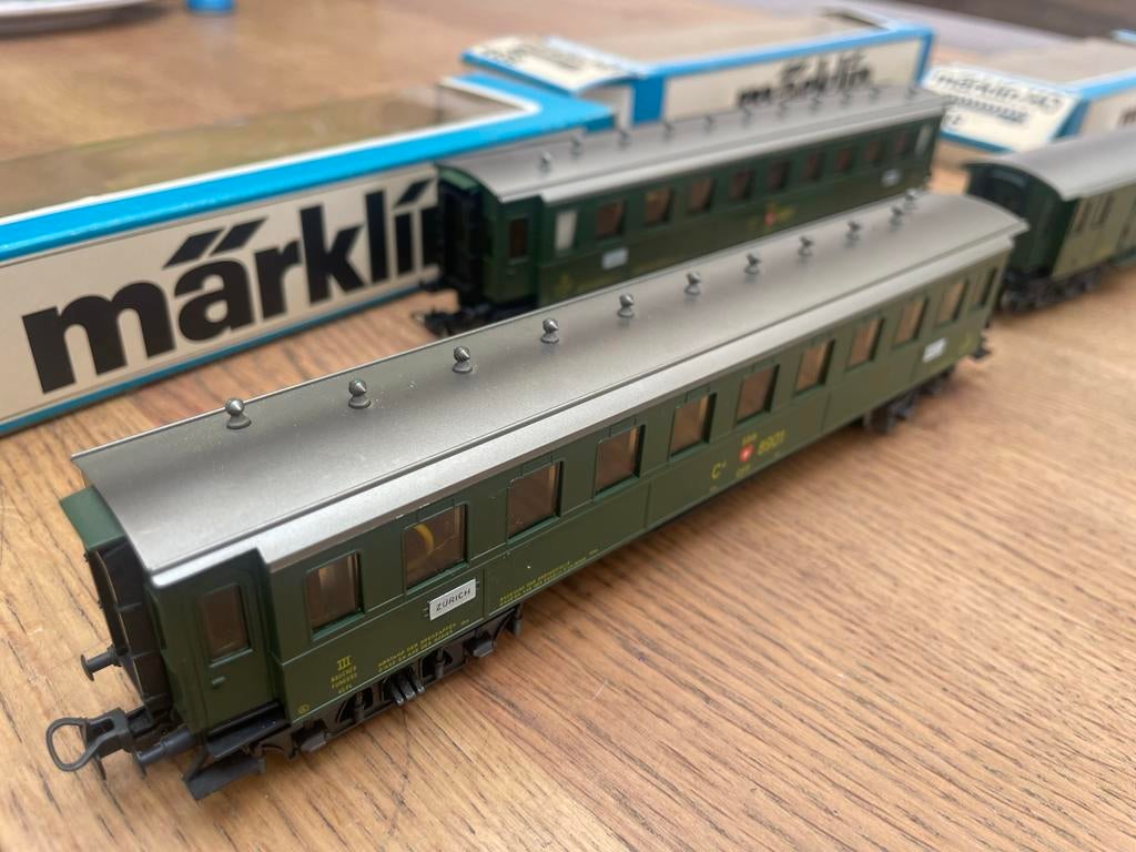 Märklin H0 Wagons met verlichting: 2x 4138, 1x 4146, Hobby en Vrije tijd, Ophalen, Wisselstroom, Gebruikt, Wagon