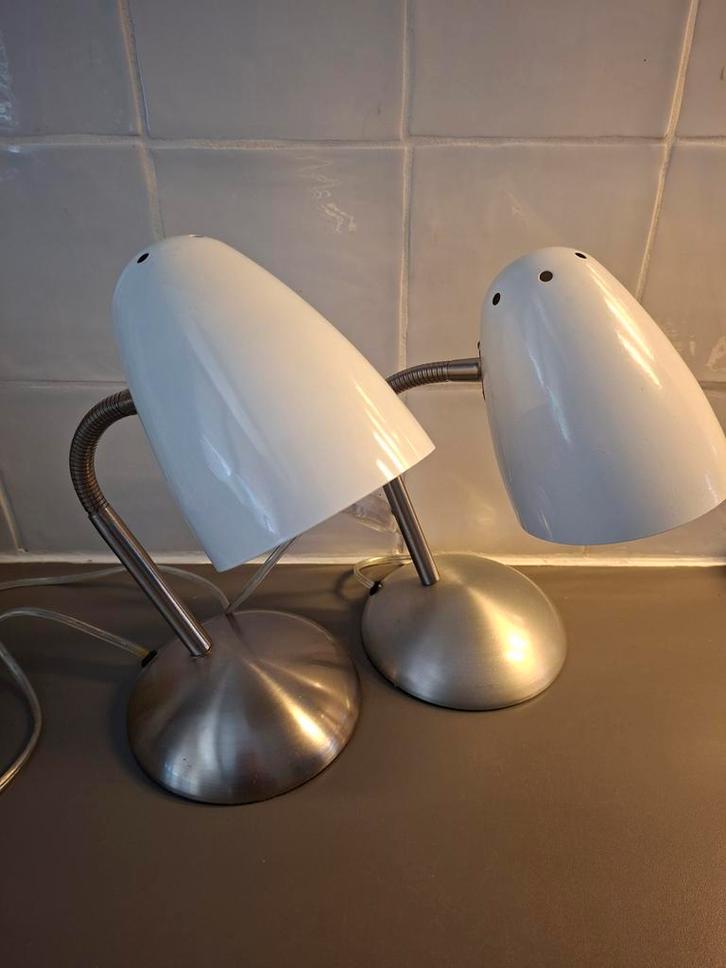 Hema Bedlampje 40W E14 - Wit/Metaal - 30cm Hoog, Huis en Inrichting, Lampen | Tafellampen, Gebruikt, Minder dan 50 cm, Metaal