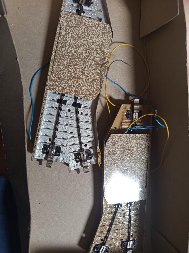 Märklin ho elektrische wisselpaar 5202, Hobby en Vrije tijd, Wisselstroom, Rails, Ophalen of Verzenden, Zo goed als nieuw