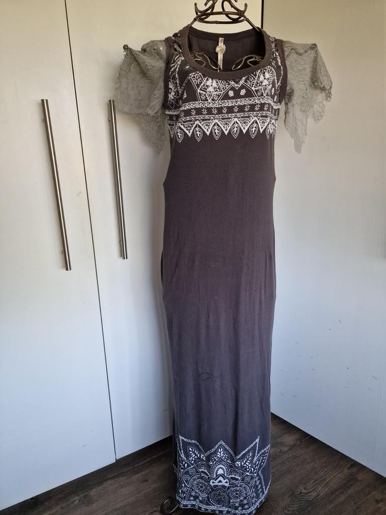 Isla ibiza maxi jurk M - grijs, Kleding | Dames, Jurken, Ophalen of Verzenden, Nieuw, Grijs