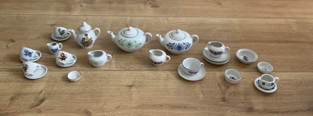 Poppenservies speelgoed kinderserviesje theepotjes opruiming, Antiek en Kunst, Ophalen of Verzenden