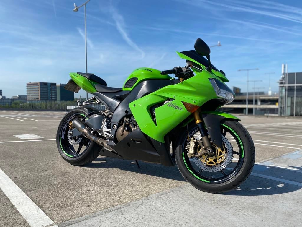 Kawasaki ZX10R 2004, 4 cilinders, Motorrijbewijs A, Super Sport, Particulier