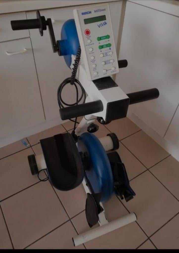 Motomed viva 1 bewegingstrainer, Diversen, Verpleegmiddelen, Ophalen of Verzenden, Zo goed als nieuw
