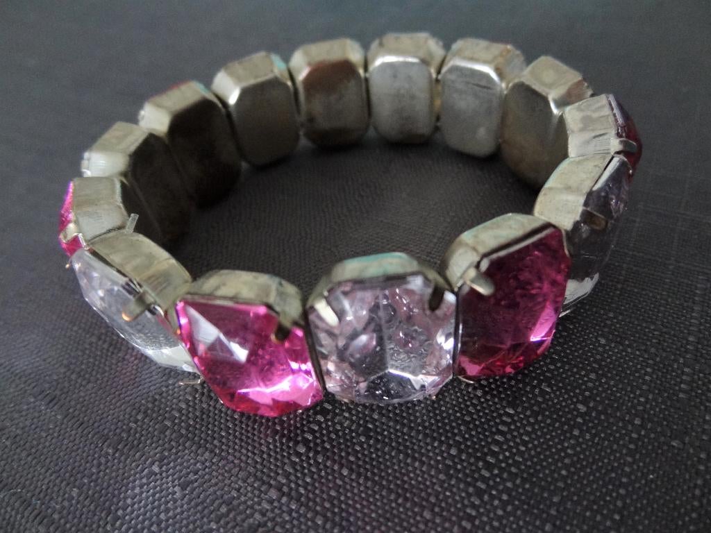 Roze Armband Met Grote Bling >Snelle Verzending!<, Gebruikt, Ophalen of Verzenden, Elastiek, Roze