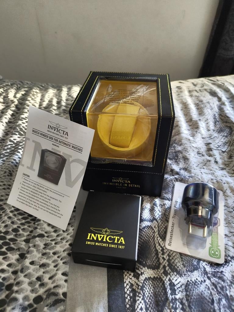 Invicta Watch Winder Box voor Automatische Horloges, Sieraden, Tassen en Uiterlijk, Ophalen