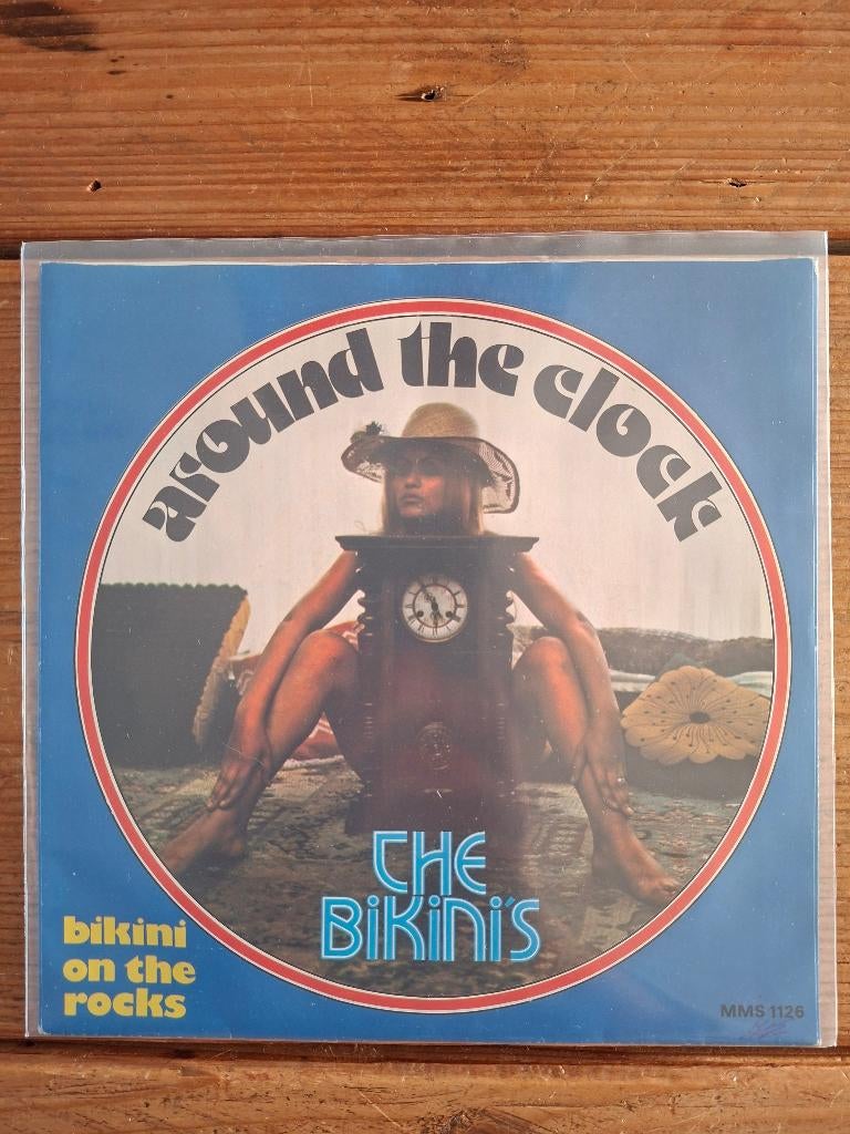 The Bikini's - Around the clock / Bikini on the rocks, Verzenden, Overige genres, 7 inch, Single
