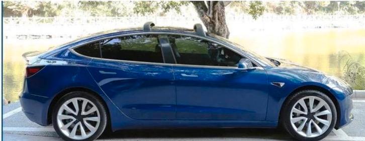 Tesla dakdragers Model 3 te huur., Auto diversen, Dakdragers, Zo goed als nieuw, Ophalen