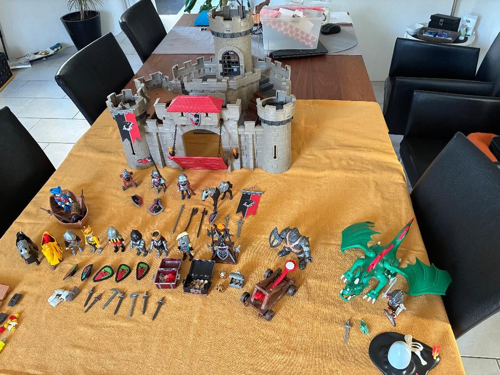 Playmobil arend kasteel 6001 en drakeneiland 6003, Ophalen, Gebruikt