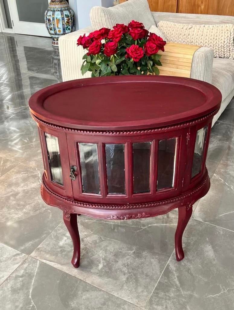 Antieke theekast, Ophalen