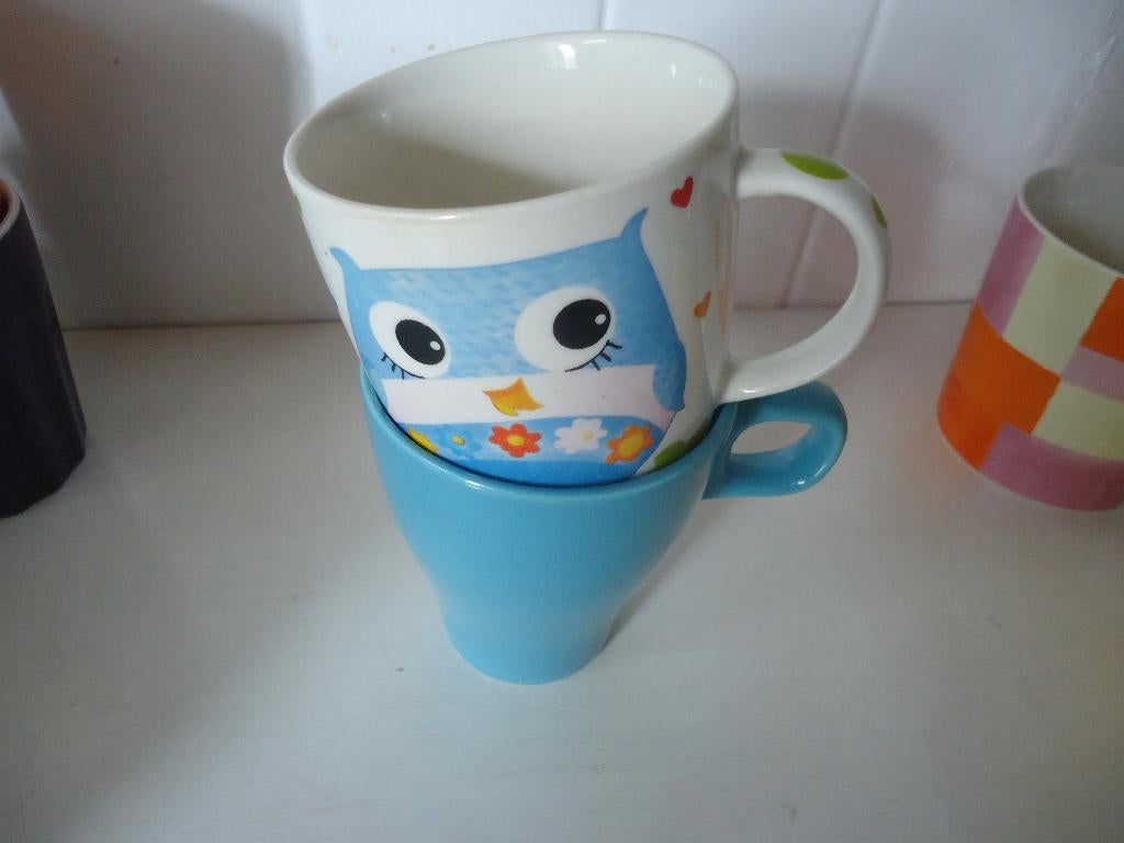 1 GROTE verhuisdoos vol serviesgoed koppen mokken HEMA, ah, Ophalen, Gebruikt, Overige stijlen, Kop(pen) en/of Schotel(s)