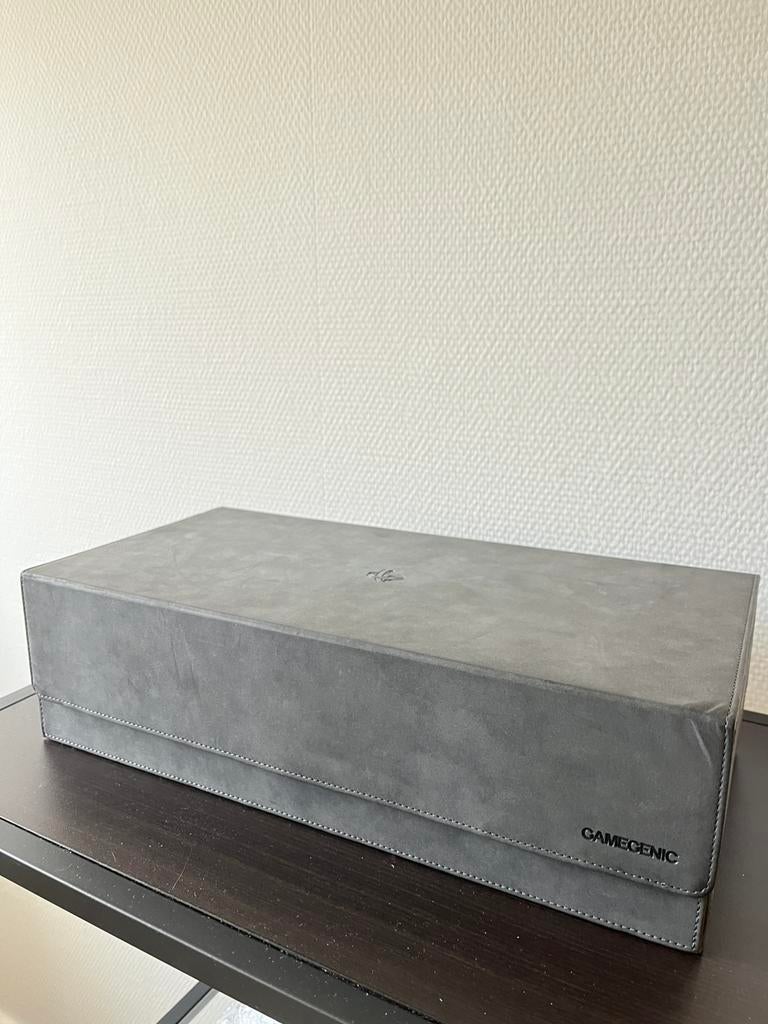 Gamegenic Dungeon 1100+ Convertible- Midnight Grey, Hobby en Vrije tijd, Overige Hobby en Vrije tijd, Ophalen of Verzenden, Zo goed als nieuw