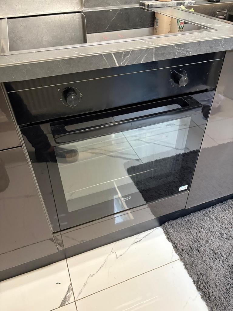 Beko Oven te koop!, Witgoed en Apparatuur, Gebruikt, Oven, 60 cm of meer, Vrijstaand