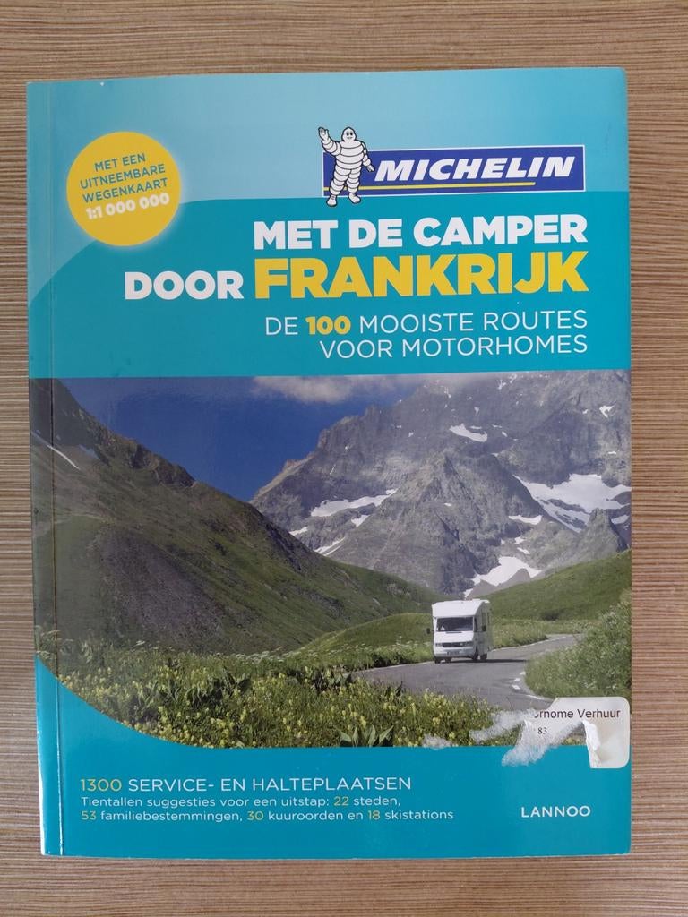 Met de camper door Frankrijk, Boeken, Europa, Ophalen of Verzenden, Zo goed als nieuw, Reisgids of -boek