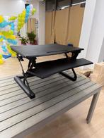 Desk riser / sit-stand workstation (Euroseats), Computers en Software, Desktop Pc's, Ophalen, Zo goed als nieuw