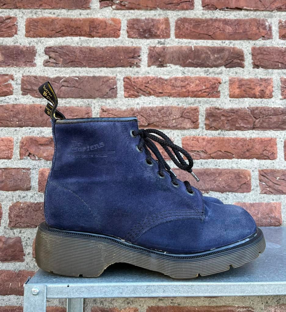 Dr. Martens 8433 MIE Suede club sole maat Uk 7/ Eu 41, Dr. Martens, -, Zwart, -