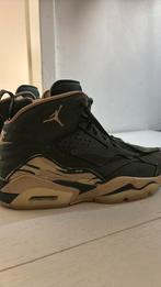 Nieuwe jordan flights, Sport en Fitness, Basketbal, Ophalen of Verzenden, Zo goed als nieuw, Schoenen