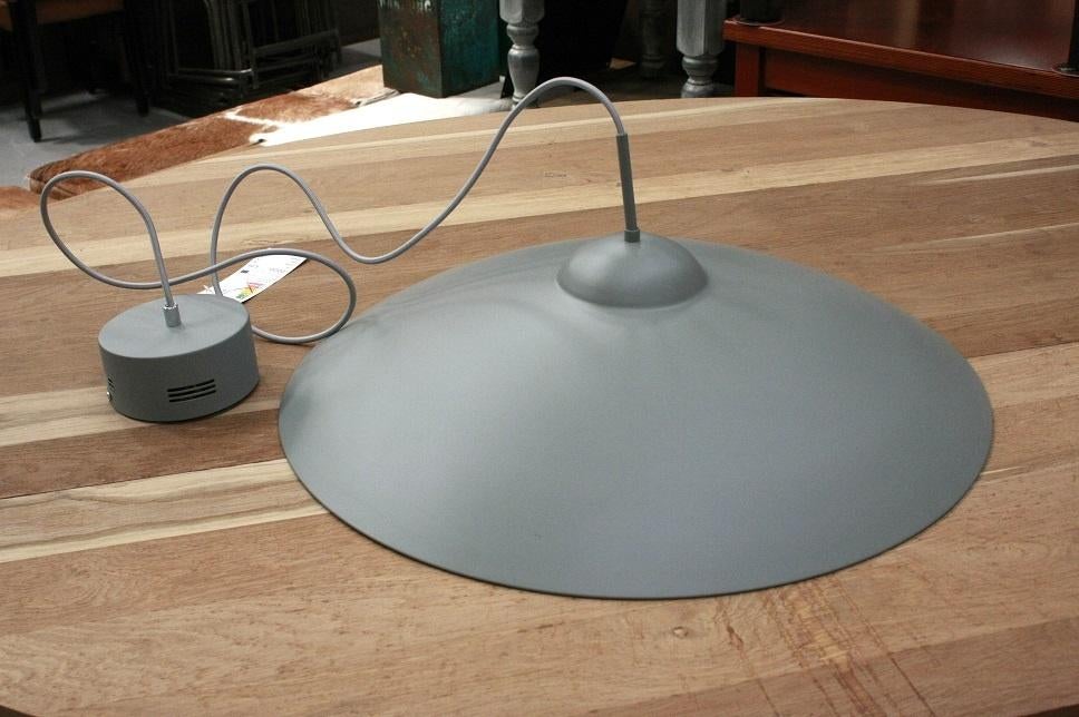 Nieuwe ronde hanglampen inclusief LED grijs wit zwart, Huis en Inrichting, Lampen | Hanglampen, Ophalen of Verzenden, Nieuw, Metaal