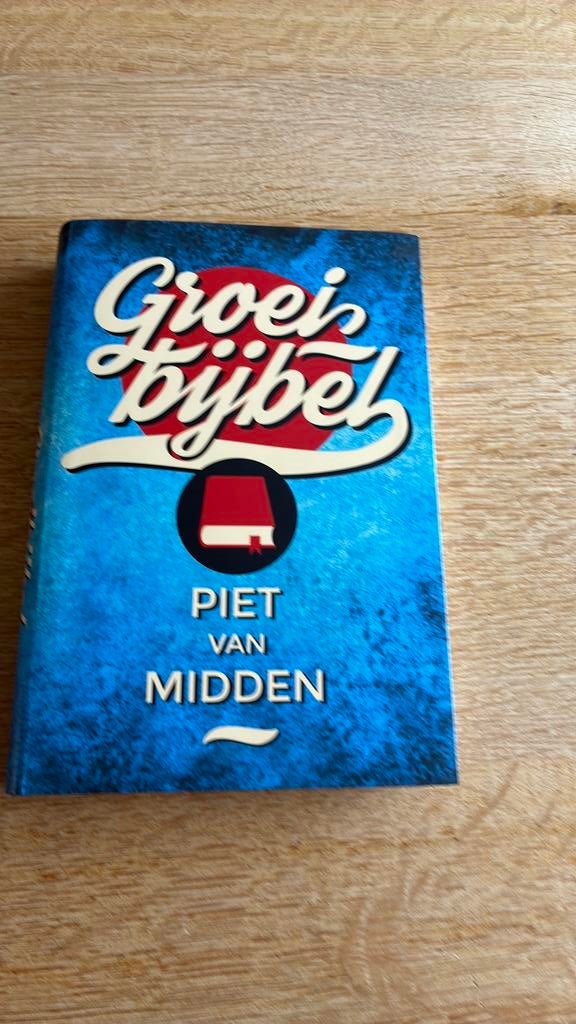 Groeibijbel Piet van Midden, Ophalen of Verzenden, Zo goed als nieuw, Piet van Midden