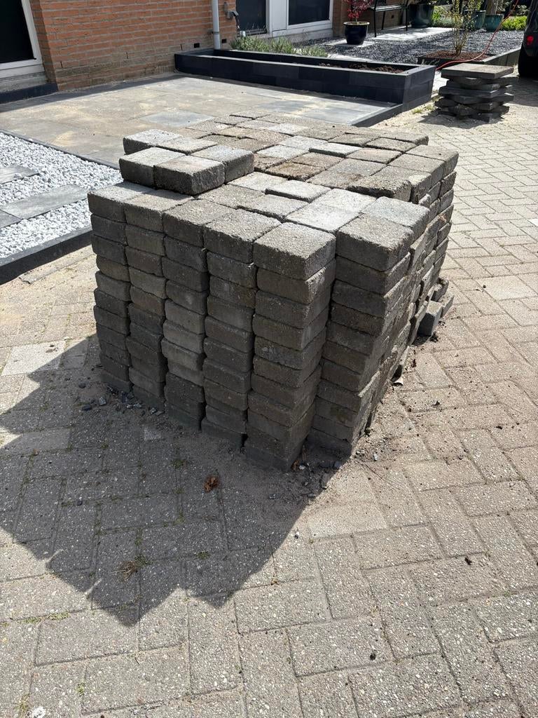 Gebruikte stenen 10x10 cm - 577 stuks, Ophalen, Gebruikt, Klinkers, 5 tot 10 m²