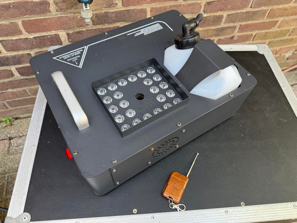2x LED Rookmachine met afstandsbediening en DMX-aansluiting, Ophalen of Verzenden, Gebruikt, Rookmachine