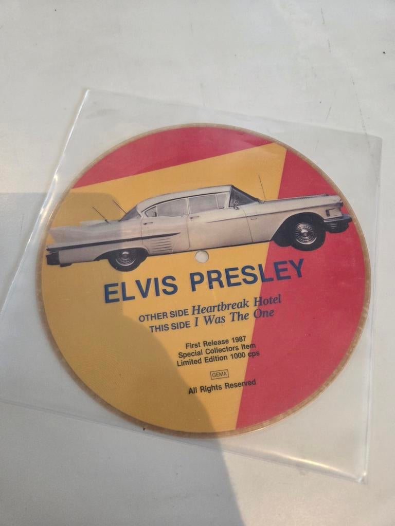 Elvis Presley  - picture singles., Ophalen of Verzenden, Zo goed als nieuw, Pop