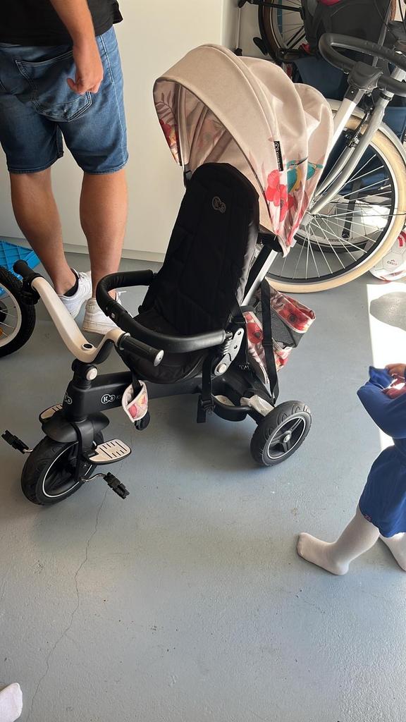 Kinderkraft driewieler met duwstang, Fietsen en Brommers, Fietsen | Driewielers, Ophalen, Gebruikt, Duwstang