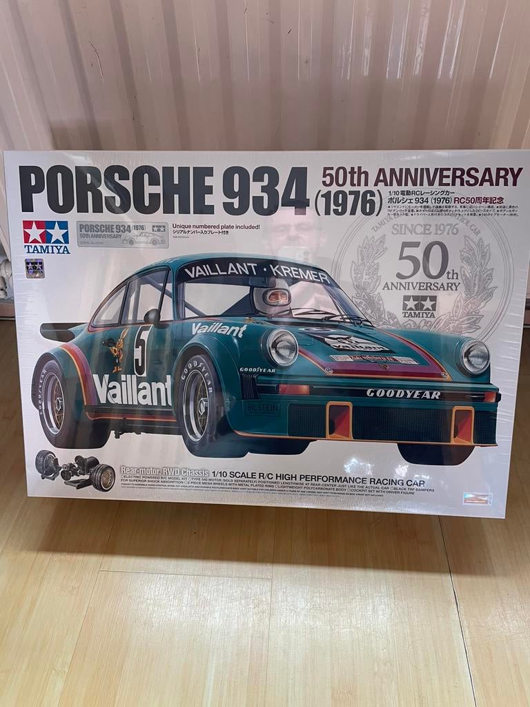 Tamiya porsche 934 50th anniversary, Ophalen of Verzenden, Zo goed als nieuw, Auto onroad