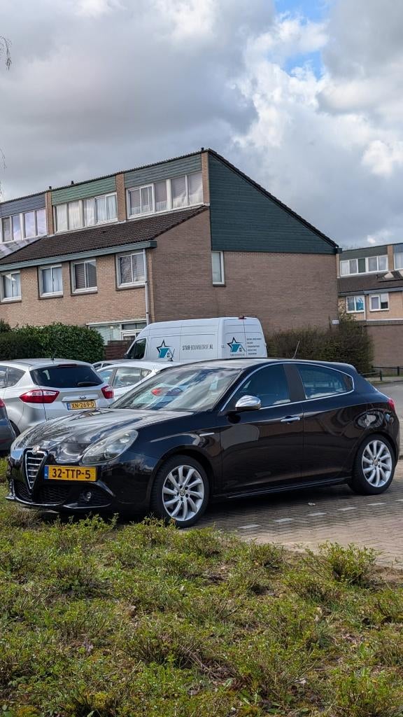 Alfa Romeo Giulietta 1.4 Turbo Multi AIR TCT 2012 Zwart, Auto's, Alfa Romeo, 1280 kg, Zwart, 4 cilinders, Zwart