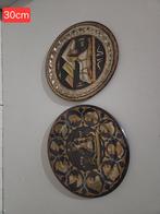 2 metalen schalen  Oosters / Egyptisch  ( blik , bord ), Ophalen of Verzenden, Zo goed als nieuw, Rond, Overige materialen