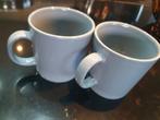 Twee lichtblauwe Teema mokken van Arabia Finland, Gebruikt, Keramiek, Ophalen of Verzenden, Effen