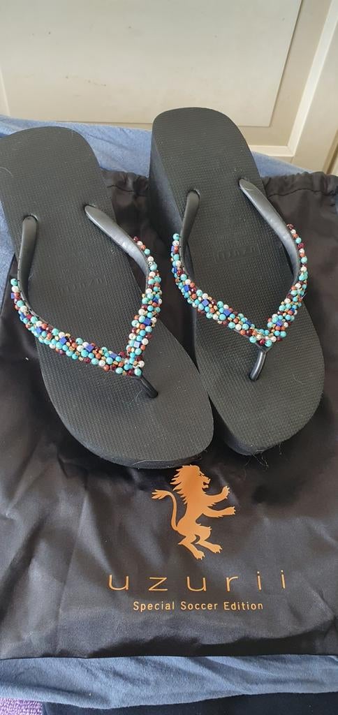 Uzurii Slippers met kralen - Maat 39 nieuw, Slippers, Uzurii, Zwart, Nieuw