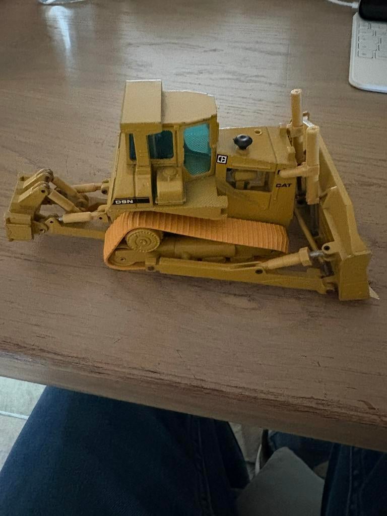 Caterpillar D 8 N Bulldozer Pacman Rayures Logo #233.2 NZG 1:50 Ovp