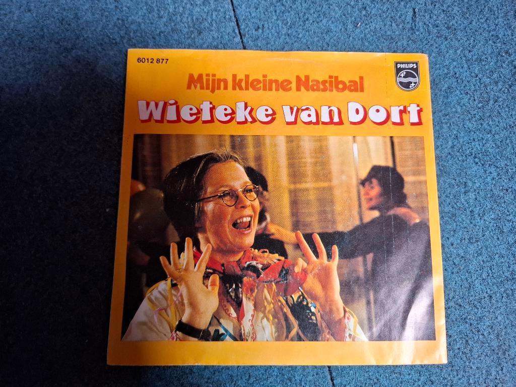 single wieteke van dort, Ophalen of Verzenden, Gebruikt, Overige formaten, Levenslied of Smartlap