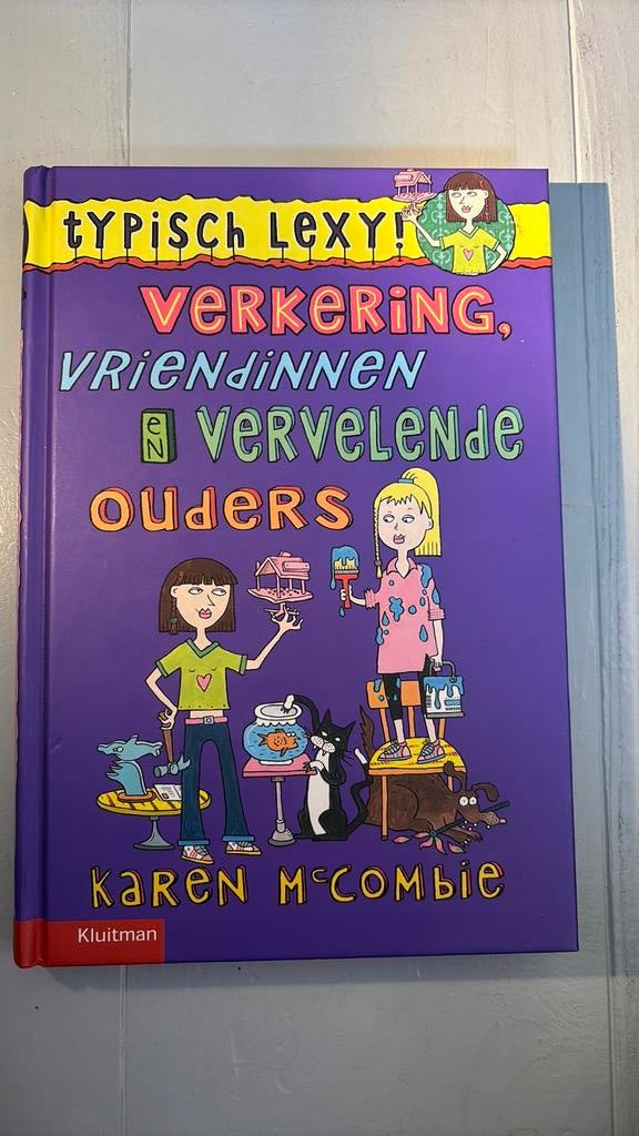 K. MacCombie - Verkering, vriendinnen en vervelende ouders, Ophalen of Verzenden, Zo goed als nieuw, K. MacCombie