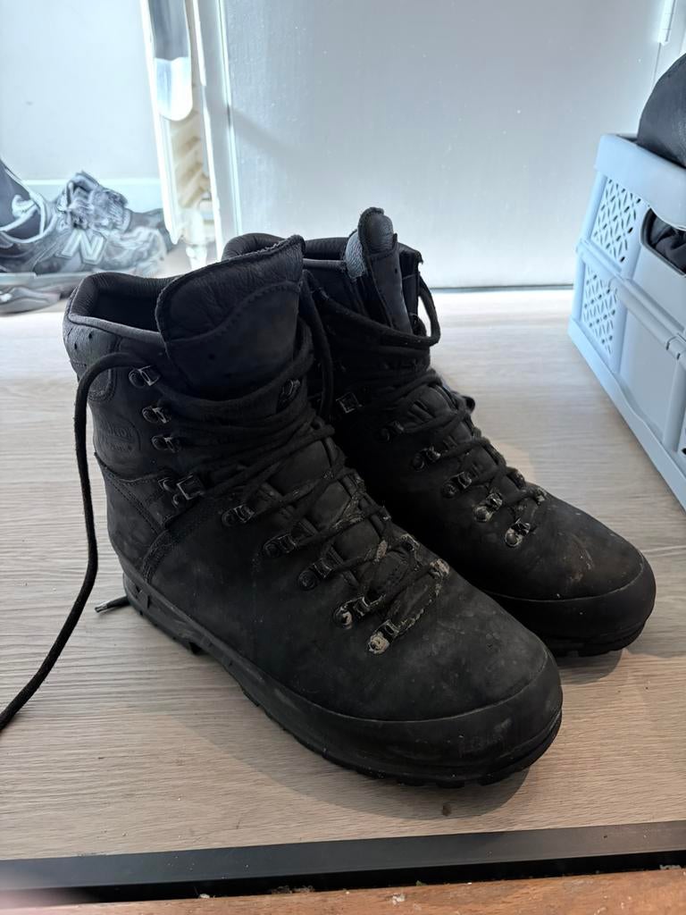 Meindl M2 Kisten mt44, Sport en Fitness, Bergsport en Wandelen, Ophalen, Zo goed als nieuw, Schoenen