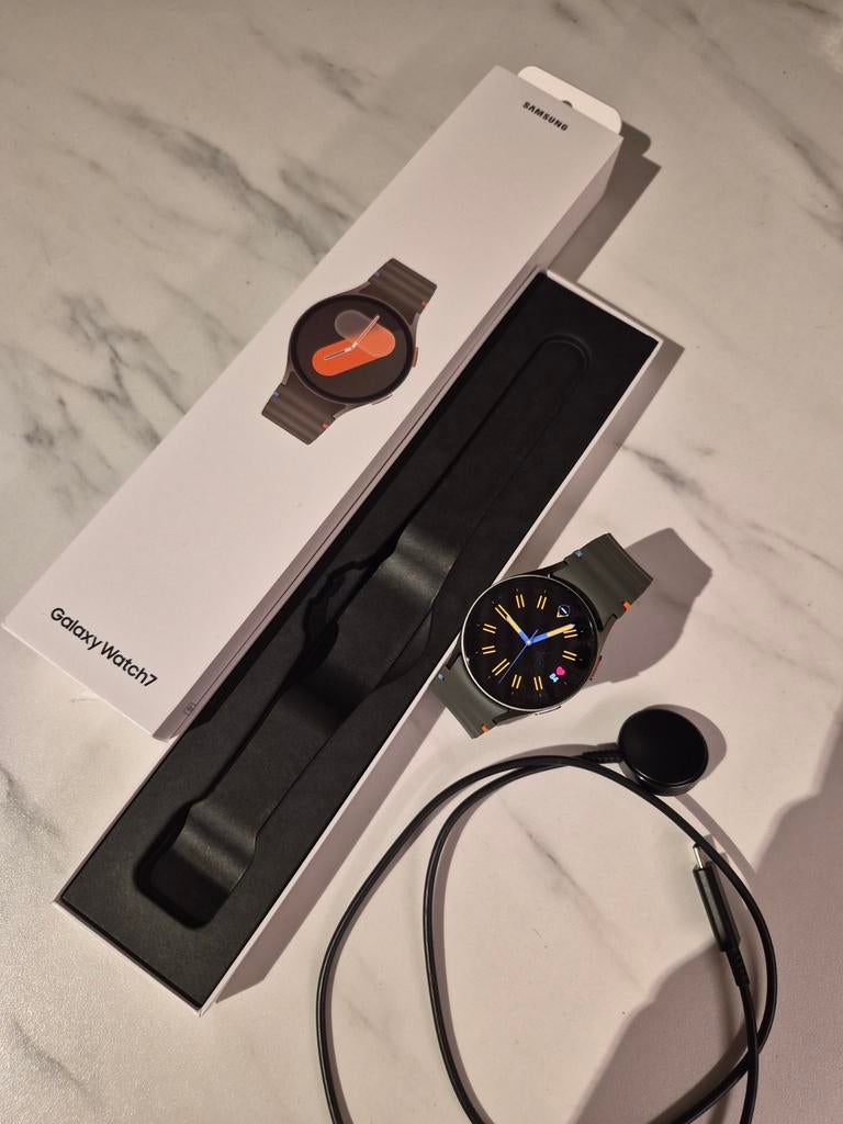 Nieuwe Samsung Galaxy Watch 7 - Alleen gekoppeld, Ophalen, Nieuw, Samsung galaxy watch 7 40mm ⌚️, Conditie