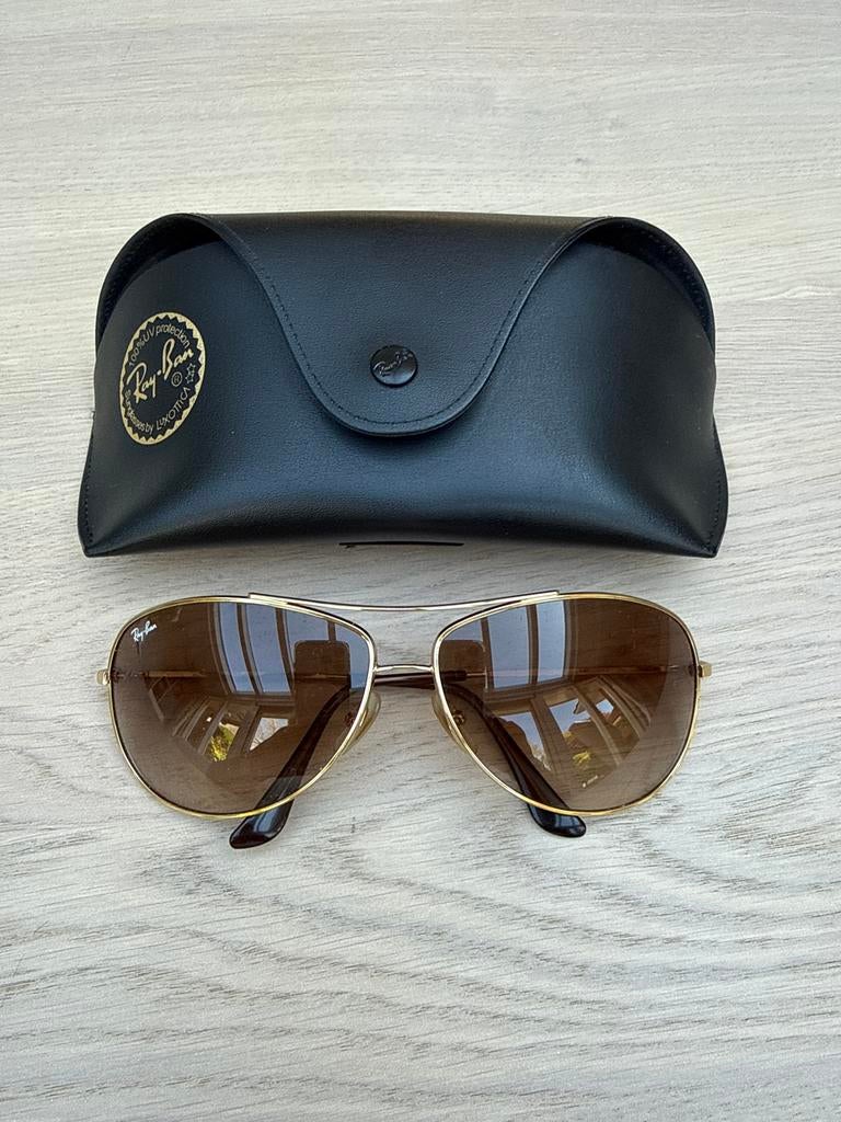 Ray-Ban zonnebril - Zo goed als nieuw, Sieraden, Tassen en Uiterlijk, Zonnebrillen en Brillen | Dames, Zonnebril, Bruin, Verzenden