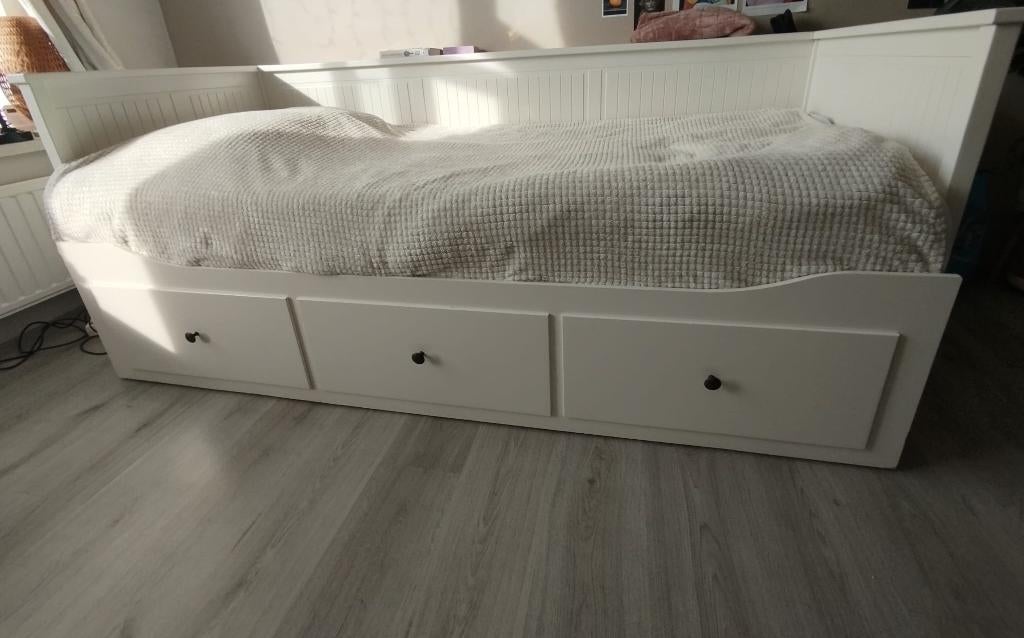 Ikea Hemnes uitschuif bed ( evt. met 2 matrassen), Ophalen, Eenpersoons, Wit, 80 cm
