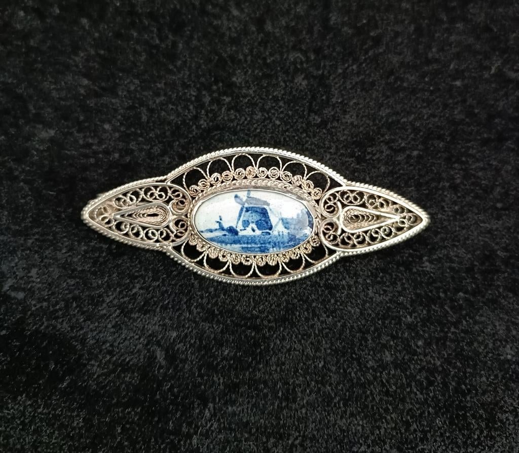 Antieke Delfsblauwe Broche Jaren '40 - Windmolen Design, 4 tot 7 cm, Gebruikt, Blauw, Ophalen of Verzenden